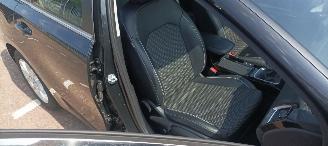 Kia Ceed 1.6-Diesel 136pk Full-Led Navi JBL-audio Leder Sportstoelen/Memory Stoelverwarming stuurwiel met verwarming keyless Entry Blindspot Drivelane assistent Dimmende binnenspiegel Achteruitrijcamera Elektrische achterklep inductie telefoon lader auto-parkeren picture 24
