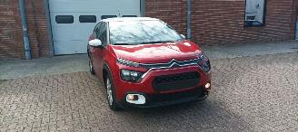 Citroën C3 c3 Edition 1.2-12v Airconditioning Stoelverwarming Lichtautomaat cruisecontrol Dab Radio elektrische buitenspiegels met verwarming Centrale vergrendeling met afstandsbediening Start-Stop systeem 16 inch velgen mistlampen Drivelane assistent Led verlichtin picture 9