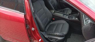 Mazda 6 Sportswagon Automatik Navi Led koplampen led achterlichten Headup Leren Sportstoelen Memory keyless Entry Blindspot Drivelane cruisecontrol met radar Stoelverwarming Lichtautomaat Regensensor Bose Soundsystem 19-inch velgen trekhaak picture 28