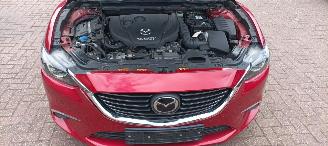 Mazda 6 Sportswagon Automatik Navi Led koplampen led achterlichten Headup Leren Sportstoelen Memory keyless Entry Blindspot Drivelane cruisecontrol met radar Stoelverwarming Lichtautomaat Regensensor Bose Soundsystem 19-inch velgen trekhaak picture 32