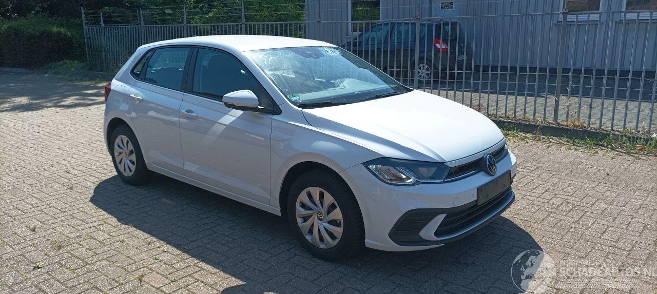 Volkswagen Polo 1.0 Full-Led Virtual Cockpit Led achterlichten Climatecontrol Boordcomputer Stoelverwarming Lichtautomaat cruisecontrol Dab Radio 4x elektrische ramen Elektrische-spiegels Parkeersensoren voor en achter