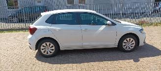 Volkswagen Polo 1.0 Full-Led Virtual Cockpit Led achterlichten Climatecontrol Boordcomputer Stoelverwarming Lichtautomaat cruisecontrol Dab Radio 4x elektrische ramen Elektrische-spiegels Parkeersensoren voor en achter picture 3