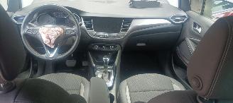 Opel Crossland Innovation line 1.2 110pk Automatik Navigatie Leder Full Led Climatecontrol CruiseControl Stoelverwarming Lichtautomaat Privacyglas Regensensor led achterlichten trekhaak Parkeersensoren voor en achter picture 18