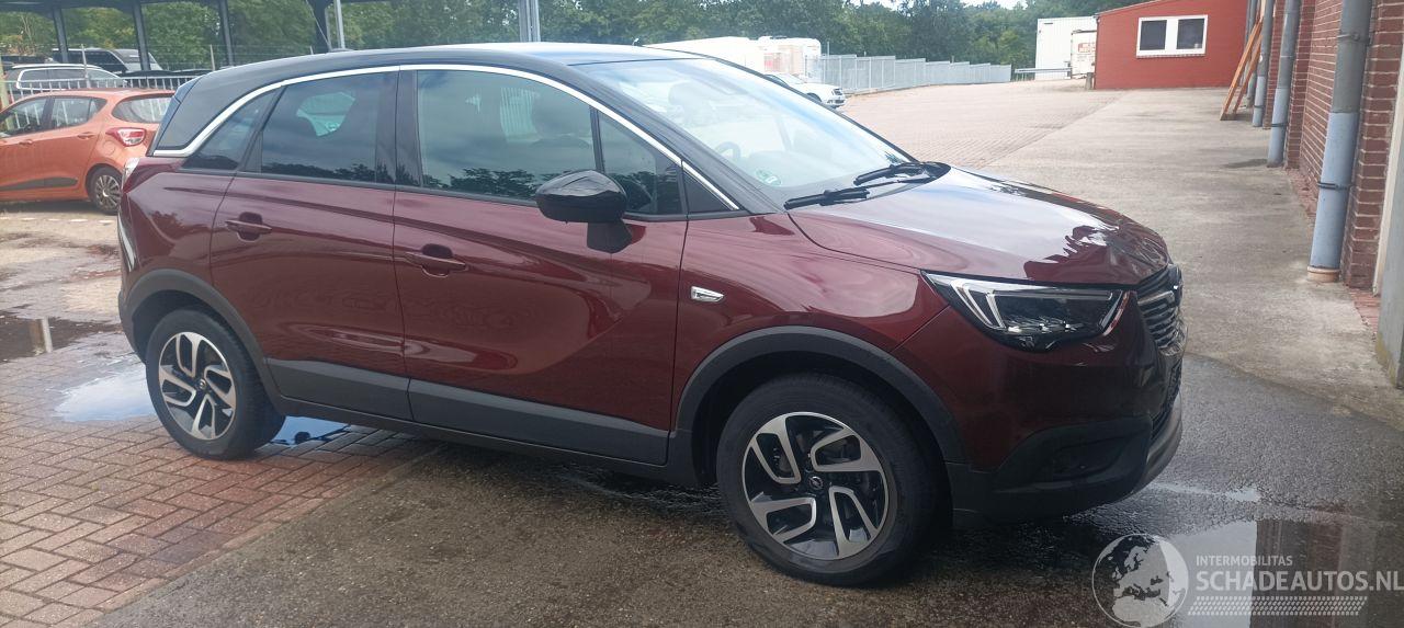 Opel Crossland Innovation line 1.2 110pk Automatik Navigatie Leder Full Led Climatecontrol CruiseControl Stoelverwarming Lichtautomaat Privacyglas Regensensor led achterlichten trekhaak Parkeersensoren voor en achter