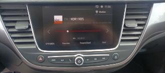 Opel Crossland Innovation line 1.2 110pk Automatik Navigatie Leder Full Led Climatecontrol CruiseControl Stoelverwarming Lichtautomaat Privacyglas Regensensor led achterlichten trekhaak Parkeersensoren voor en achter picture 22