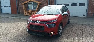 Citroën C3 Bi-Color You Edition 1.2 83pk Airconditioning Full-Led Cruisecontrol Drivelane assistent Stoelverwarming Lichtautomaat Led-dagrijverlichting Dab Radio elektrische buitenspiegels met verwarming Centrale vergrendeling met afstandsbediening Start-Stop systee picture 9