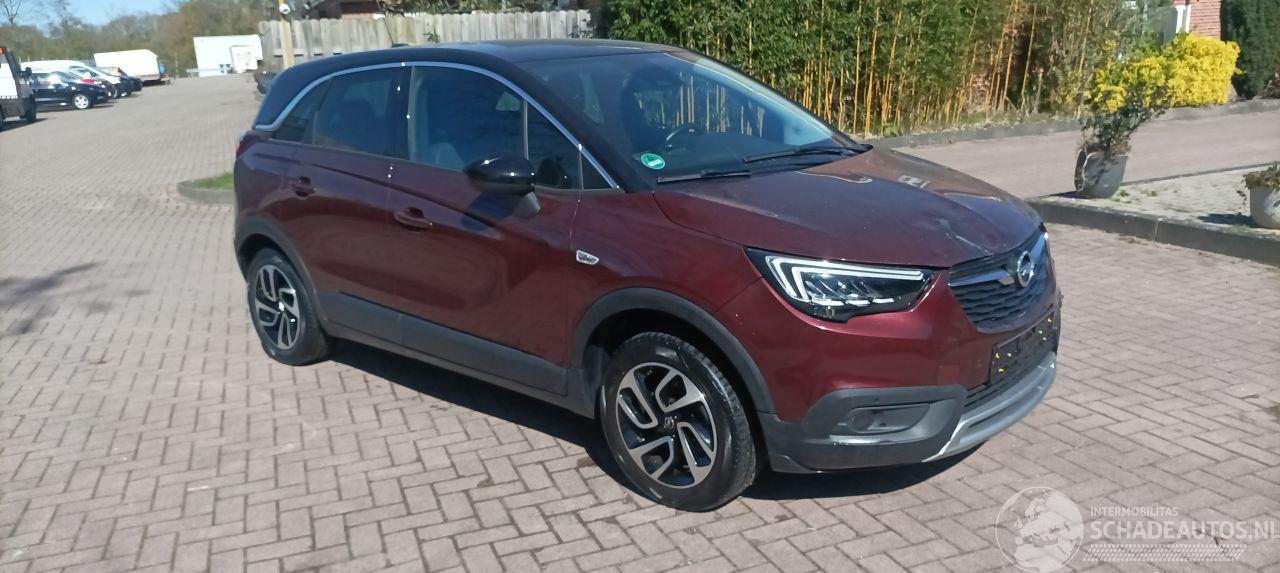 Opel Crossland 1.2-automatik 110pk Navigatie Climatecontrol CruiseControl Stoelverwarming Lichtautomaat Privacyglas Regensensor Leder Sportstoelen Opel -Onstar i-Link
