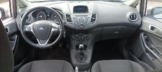 Ford Fiesta 1.5-diesel Led-dagrijverlichting Airconditioning Stoelverwarming Lichtautomaat Leren Stuurwiel Radio -usb Elektrische ramen Elektrische inklapbare buitenspiegels met led verlichting Parkeersensoren voor en achter picture 21