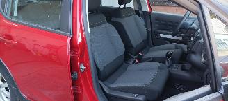 Citroën C3 1.2-benzine Led-Koplampen Led-dagrijverlichting Airconditioning Stoelverwarming cruisecontrol Dab Radio elektrische buitenspiegels met verwarming Elektrische ramen centrale vergrendeling met afstandsbediening Start-Stop systeem Drivelane assistent mistlam picture 17