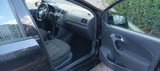 Volkswagen Polo Bj 3-2016 1.4 TDI euro6 Climatecontrol Stoelverwarming Regensensor leren stuurwiel mistlampen Elektrische ramen Elektrische-spiegels met verwarming Metallic Lak 18-inch velgen picture 18