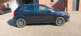 Volkswagen Polo Bj 3-2016 1.4 TDI euro6 Climatecontrol Stoelverwarming Regensensor leren stuurwiel mistlampen Elektrische ramen Elektrische-spiegels met verwarming Metallic Lak 18-inch velgen picture 8