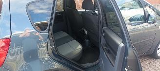 Mitsubishi Colt 1.3-16v Automaat 95pk Airco Lichtautomaat cruisecontrol Regensensor 4xElektrische ramen Elektrische-spiegels met verwarming Centrale vergrendeling met afstandsbediening Privacyglas leren stuurwiel mistlampen Metallic Lak Trekhaak  volledig Onderhouden! picture 14