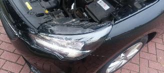 Opel Corsa 1.2-12v Navi Full-Led koplampen Cruisecontrol Achteruitrijcamera Drivelane assistent Stoelverwarming stuurwiel met verwarming Privacy glas Regensensor Automatisch dimmende binnenspiegel Parkeersensoren Elektrische buiten spiegels met verwarming 16-inch Sp picture 15
