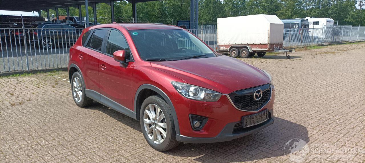 Mazda CX-5 2.2-Skyactive 175pk 4x4 Navigatie Xenon Leder Bose-sound Climatecontrol CruiseControl Blindspot Parkeersensoren Trekhaak