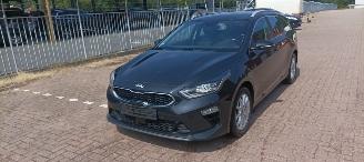 Kia Ceed 1.6Crdi Spirit Exclusieve-Line Full-Led koplampen Led achterlichten Sportstoelen Leder&Memory Navi Dab JBL-Audio Keyless-entry Blindspot Camera cruisecontrol picture 12