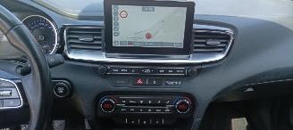 Kia Ceed 1.6Crdi Spirit Exclusieve-Line Full-Led koplampen Led achterlichten Sportstoelen Leder&Memory Navi Dab JBL-Audio Keyless-entry Blindspot Camera cruisecontrol picture 24