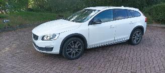 Volvo V-60 Cross-Country 2.4-Automaat 190pk 4x4 Navigatie Xenon Leder Climatecontrol CruiseControl Stoelverwarming Lichtautomaat cruisecontrol Privacyglas Led Dagrijverlichting Led achterlichten  Trekhaak picture 9