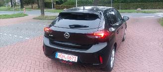 Opel Corsa Bj:07-2020 1.2 Benzine Led-Koplampen Navigatie Stoelverwarming Lichtautomaat cruisecontrol Regensensor Drivelane assistent Stuurwiel met verwarming Privacy glas picture 4