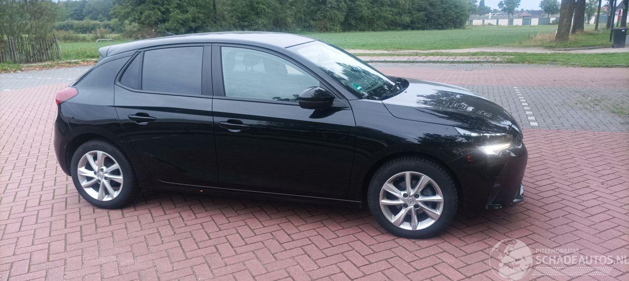 Opel Corsa Bj:07-2020 1.2 Benzine Led-Koplampen Navigatie Stoelverwarming Lichtautomaat cruisecontrol Regensensor Drivelane assistent Stuurwiel met verwarming Privacy glas