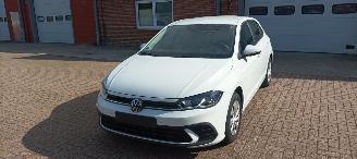 Volkswagen Polo Bj:01-2026 1.0-Benzine Full-Led koplampen Digitaal Dashboard Stoelverwarming Lichtautomaat cruisecontrol Dab Radio Parkeersensoren voor en achter Elektrische ramen 4x elektrische buitenspiegels met verwarming Start-Stop Drivelane picture 13