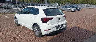 Volkswagen Polo Bj:01-2026 1.0-Benzine Full-Led koplampen Digitaal Dashboard Stoelverwarming Lichtautomaat cruisecontrol Dab Radio Parkeersensoren voor en achter Elektrische ramen 4x elektrische buitenspiegels met verwarming Start-Stop Drivelane picture 4