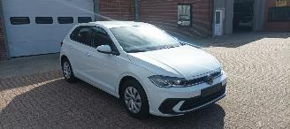 Volkswagen Polo Bj:01-2026 1.0-Benzine Full-Led koplampen Digitaal Dashboard Stoelverwarming Lichtautomaat cruisecontrol Dab Radio Parkeersensoren voor en achter Elektrische ramen 4x elektrische buitenspiegels met verwarming Start-Stop Drivelane picture 11