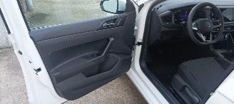 Volkswagen Polo Bj:01-2026 1.0-Benzine Full-Led koplampen Digitaal Dashboard Stoelverwarming Lichtautomaat cruisecontrol Dab Radio Parkeersensoren voor en achter Elektrische ramen 4x elektrische buitenspiegels met verwarming Start-Stop Drivelane picture 14