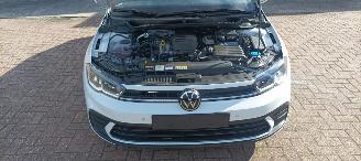Volkswagen Polo Bj:01-2026 1.0-Benzine Full-Led koplampen Digitaal Dashboard Stoelverwarming Lichtautomaat cruisecontrol Dab Radio Parkeersensoren voor en achter Elektrische ramen 4x elektrische buitenspiegels met verwarming Start-Stop Drivelane picture 30
