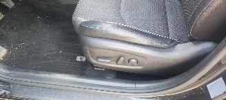 Kia Ceed Bj:09-2018 1.6 CRDI 136pk Full-Led Navigatie Leder Memory Sportstoelen Blindspot systeem JBL Sound Elektrische achterklep picture 18