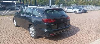 Kia Ceed Bj:09-2018 1.6 CRDI 136pk Full-Led Navigatie Leder Memory Sportstoelen Blindspot systeem JBL Sound Elektrische achterklep picture 4