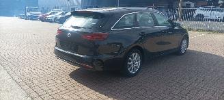 Kia Ceed Bj:09-2018 1.6 CRDI 136pk Full-Led Navigatie Leder Memory Sportstoelen Blindspot systeem JBL Sound Elektrische achterklep picture 8
