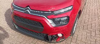 Citroën C3 Bj: 11-2022 1.2 Benzine Opf Airconditioning Stoelverwarming cruisecontrol Dab Radio elektrische buitenspiegels met verwarming Centrale vergrendeling met afstandsbediening Start-Stop systeem Drivelane Full led koplampen Led Dagrijverlichting 2 Tone metalli picture 13