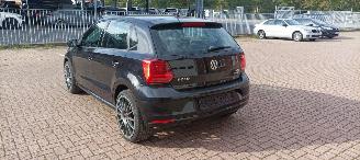 Volkswagen Polo Bj:03-2016 1.4 TDI DPF Euro6 Bluemotion Climatecontrol Stoelverwarming leren stuurwiel mistlampen Elektrische ramen Elektrische-spiegels met verwarming Centrale vergrendeling met afstandsbediening Start-Stop systeem regensensor front Radar picture 5