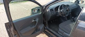 Volkswagen Polo Bj:03-2016 1.4 TDI DPF Euro6 Bluemotion Climatecontrol Stoelverwarming leren stuurwiel mistlampen Elektrische ramen Elektrische-spiegels met verwarming Centrale vergrendeling met afstandsbediening Start-Stop systeem regensensor front Radar picture 13