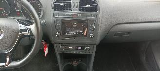 Volkswagen Polo Bj:03-2016 1.4 TDI DPF Euro6 Bluemotion Climatecontrol Stoelverwarming leren stuurwiel mistlampen Elektrische ramen Elektrische-spiegels met verwarming Centrale vergrendeling met afstandsbediening Start-Stop systeem regensensor front Radar picture 19