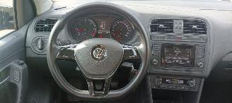 Volkswagen Polo Bj:03-2016 1.4 TDI DPF Euro6 Bluemotion Climatecontrol Stoelverwarming leren stuurwiel mistlampen Elektrische ramen Elektrische-spiegels met verwarming Centrale vergrendeling met afstandsbediening Start-Stop systeem regensensor front Radar picture 18