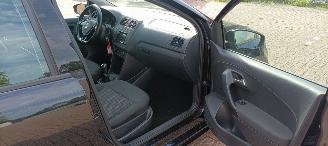 Volkswagen Polo Bj:03-2016 1.4 TDI DPF Euro6 Bluemotion Climatecontrol Stoelverwarming leren stuurwiel mistlampen Elektrische ramen Elektrische-spiegels met verwarming Centrale vergrendeling met afstandsbediening Start-Stop systeem regensensor front Radar picture 21