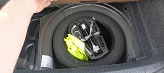 Volkswagen Polo Bj:03-2016 1.4 TDI DPF Euro6 Bluemotion Climatecontrol Stoelverwarming leren stuurwiel mistlampen Elektrische ramen Elektrische-spiegels met verwarming Centrale vergrendeling met afstandsbediening Start-Stop systeem regensensor front Radar picture 24