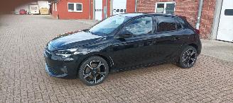 Opel Corsa Bj:02-2022 GS-Line 1.2-Turbo Full-Led Led-Achterlichten Digitaal Cockpit Sport-modus Climatecontrol CruiseControl Stoelverwarming stuurwiel met verwarming Privacy glas 4xElektrische ramen Elektrische-spiegels Blindspot systeem Achteruitrijcamera Dimmende picture 2