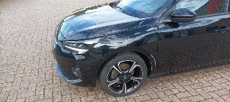 Opel Corsa Bj:02-2022 GS-Line 1.2-Turbo Full-Led Led-Achterlichten Digitaal Cockpit Sport-modus Climatecontrol CruiseControl Stoelverwarming stuurwiel met verwarming Privacy glas 4xElektrische ramen Elektrische-spiegels Blindspot systeem Achteruitrijcamera Dimmende picture 15
