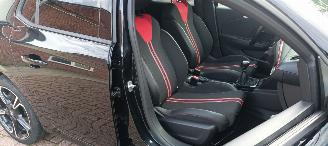 Opel Corsa Bj:02-2022 GS-Line 1.2-Turbo Full-Led Led-Achterlichten Digitaal Cockpit Sport-modus Climatecontrol CruiseControl Stoelverwarming stuurwiel met verwarming Privacy glas 4xElektrische ramen Elektrische-spiegels Blindspot systeem Achteruitrijcamera Dimmende picture 29