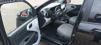 Hyundai I-10 Bj:11-2024 Prime Edition 1.2-mpi Digital Cockpit Navigatie Climatecontrol CruiseControl Stoelverwarming Lichtautomaat Privacyglas keyless Entry Stuurwiel met verwarming Achteruitrijcamera 4xElektrische ramen Elektrische-spiegels Led Dagrijverlichting mist picture 17