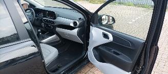 Hyundai I-10 Bj:11-2024 Prime Edition 1.2-mpi Digital Cockpit Navigatie Climatecontrol CruiseControl Stoelverwarming Lichtautomaat Privacyglas keyless Entry Stuurwiel met verwarming Achteruitrijcamera 4xElektrische ramen Elektrische-spiegels Led Dagrijverlichting mist picture 24