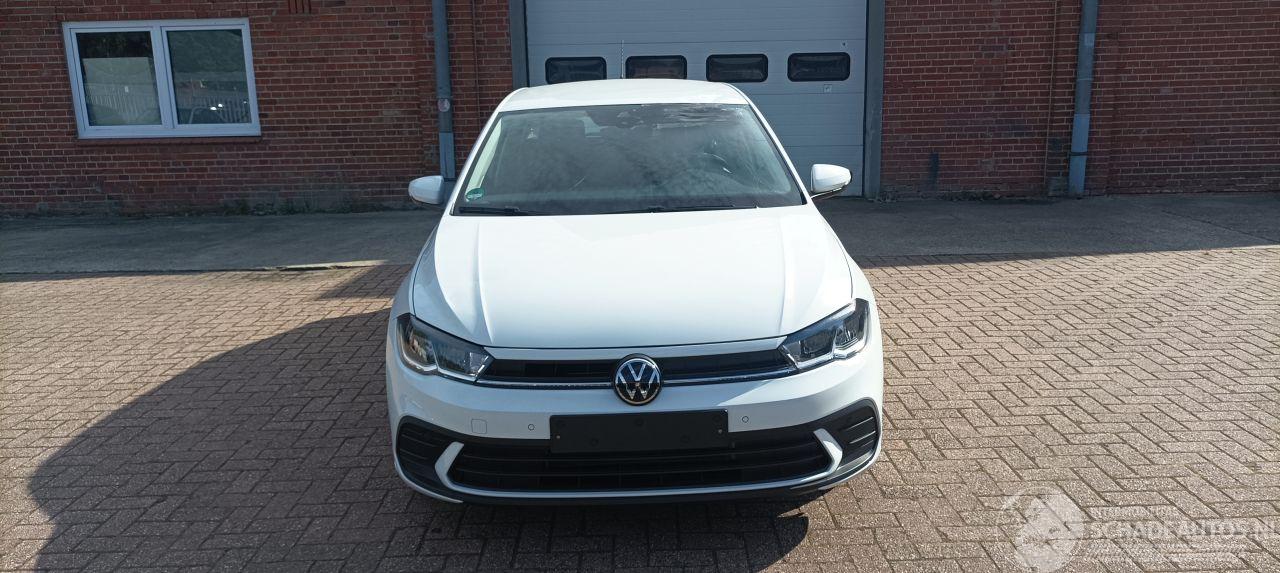 Volkswagen Polo Bj:01-2026 1.0Mpi Full-Led koplampen Cruisecontrol Digital Cockpit Stoelverwarming Lichtautomaat 4xElektrische ramen Elektrische-spiegels met verwarming Centrale vergrendeling met afstandsbediening Start-Stop Drivelane Parkeersensoren voor en achter