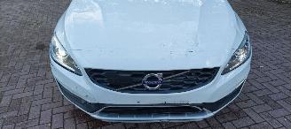 Volvo V-60 Bj:11-2016 Cross Country 2.4 5cil Diesel 190pk 4x4 Automatik Navigatie Xenon Led Climatecontrol CruiseControl Stoelverwarming Lichtautomaat Privacyglas Regensensor Trekhaak picture 14