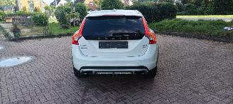 Volvo V-60 Bj:11-2016 Cross Country 2.4 5cil Diesel 190pk 4x4 Automatik Navigatie Xenon Led Climatecontrol CruiseControl Stoelverwarming Lichtautomaat Privacyglas Regensensor Trekhaak picture 5