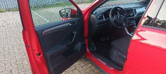 Volkswagen T-Roc Bj:06-2021 Active 1.5-TSI DSG 150pk Digital Cockpit Navigatie Drive modus Climatecontrol CruiseControl Stoelverwarming stuurwiel met verwarming Privacy glas Trekhaak Full-Led koplampen Led achterlichten zwart dakhemel Blindspot picture 14