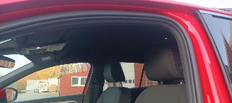 Volkswagen T-Roc Bj:06-2021 Active 1.5-TSI DSG 150pk Digital Cockpit Navigatie Drive modus Climatecontrol CruiseControl Stoelverwarming stuurwiel met verwarming Privacy glas Trekhaak Full-Led koplampen Led achterlichten zwart dakhemel Blindspot picture 17