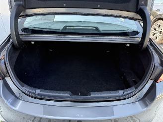 Mazda 3 2.0 e-SkyActiv-X M Hybrid 180 HUD - NAVI - XENON picture 11