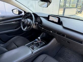 Mazda 3 2.0 e-SkyActiv-X M Hybrid 180 HUD - NAVI - XENON picture 6